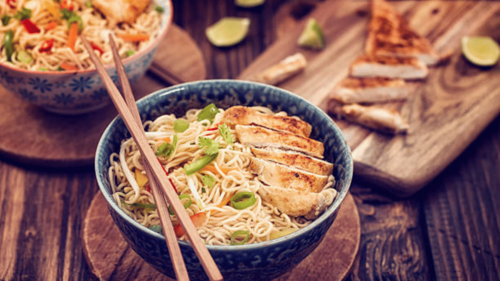 Why Food Lovers Are Investing in Sugoi Ramen Franchises